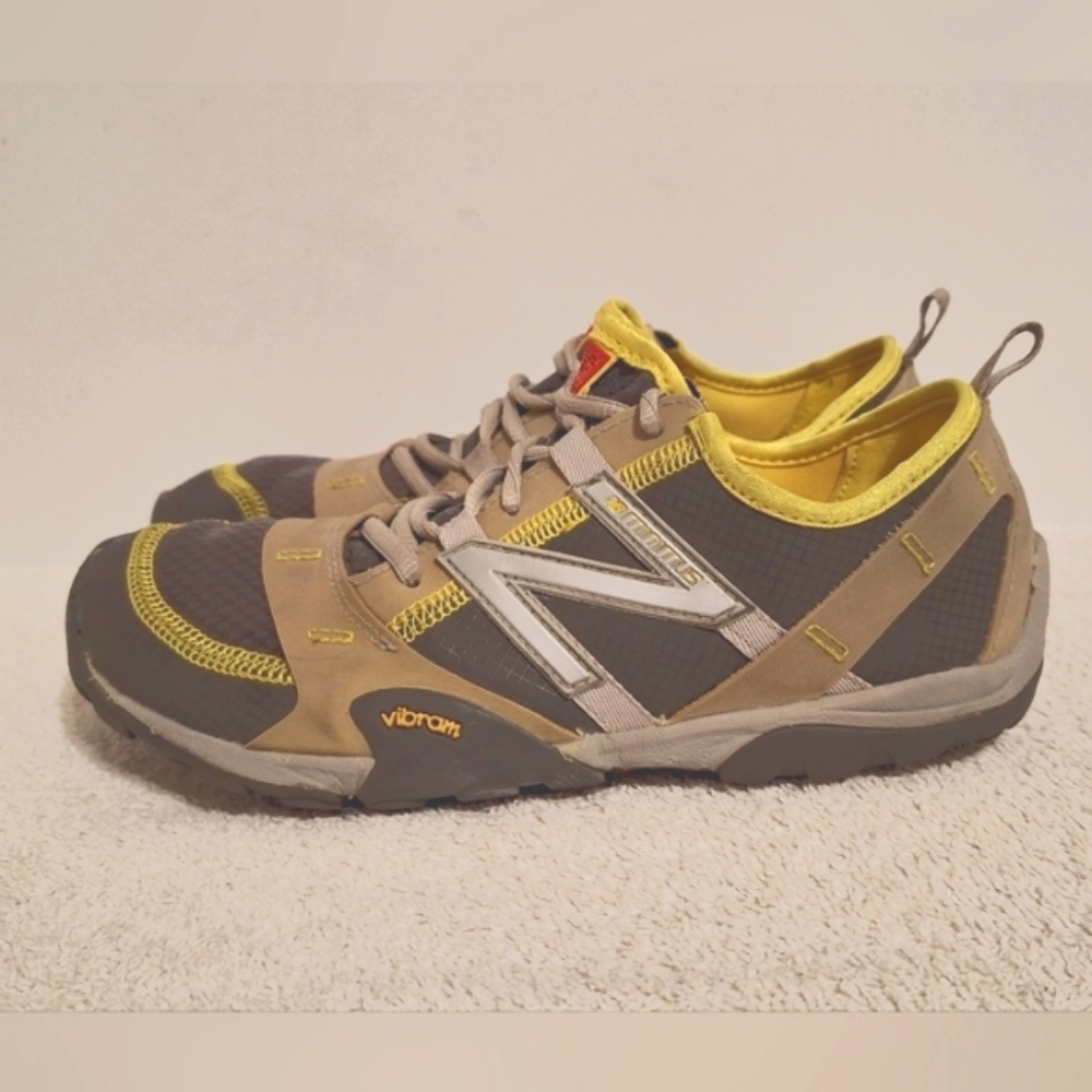 New Balance Minimus 10v1 Grey Yellow Trail Running Shoes WO10GR Women's Size 7.5